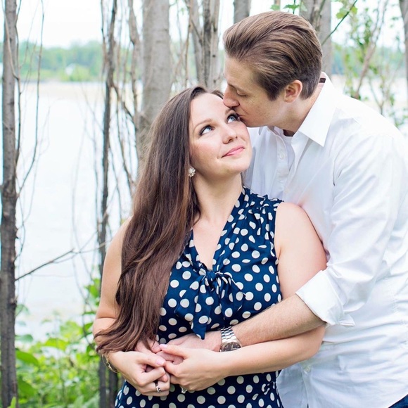 Adorable navy/soft tan polka dot sleeveless blouse - Picture 4 of 5